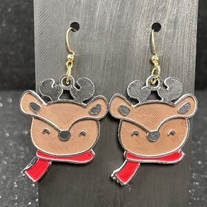 🦌 Reindeer Earrings with Gold Accents ✨🎄